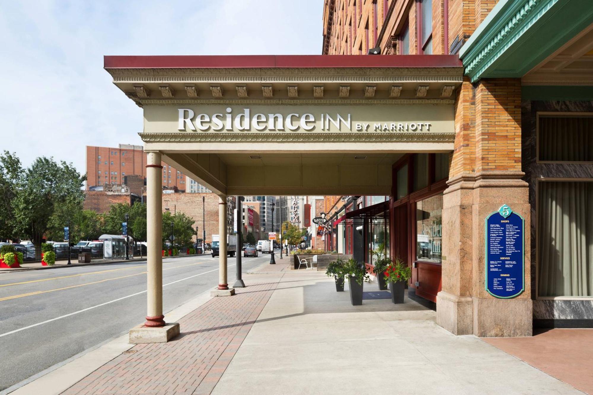 Residence Inn By Marriott Cleveland Downtown Экстерьер фото
